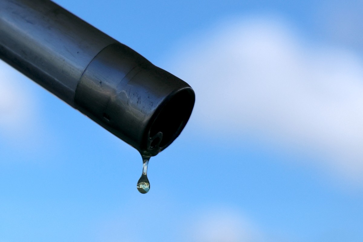 محروقات. (أ ف ب)