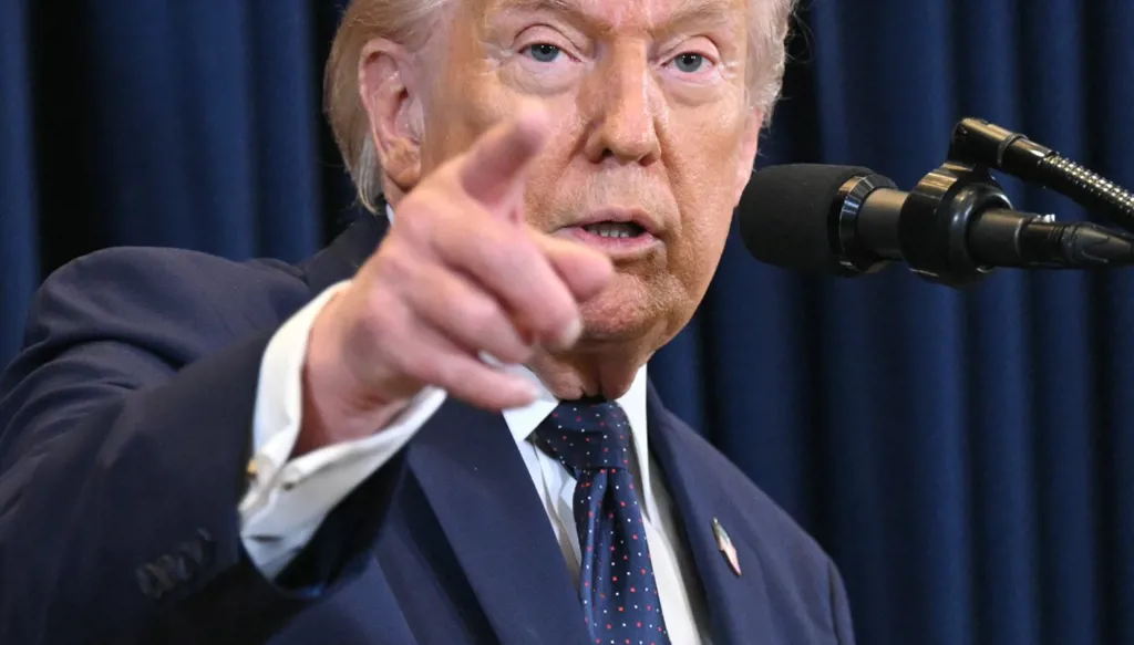 ترامب: لم يتبقَ شيء يُذكر لاستهدافه في إيران