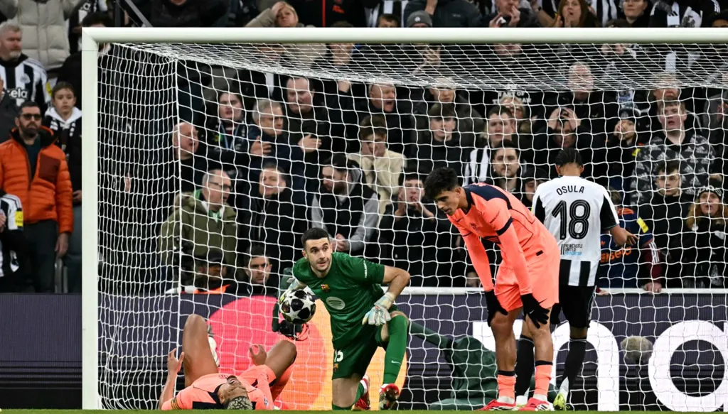 إسبانيا تكافئ خوان غارسيا... قائمة "لاروخا" استعداداً لكأس العالم 2026