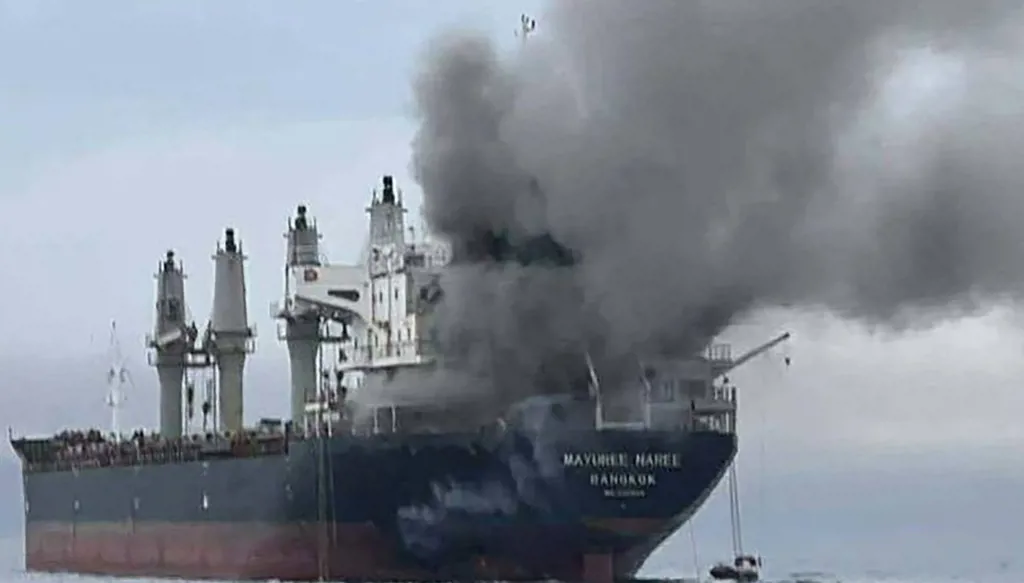 إيران تضع شرطاً للسماح بمرور ناقلات النفط عبر مضيق هرمز