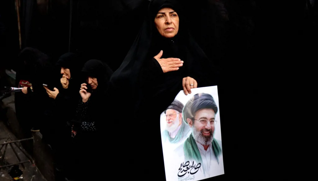 بعد خطاب المرشد: الحسابات الاستراتيجية بين الاستنزاف وأوهام الانتصار