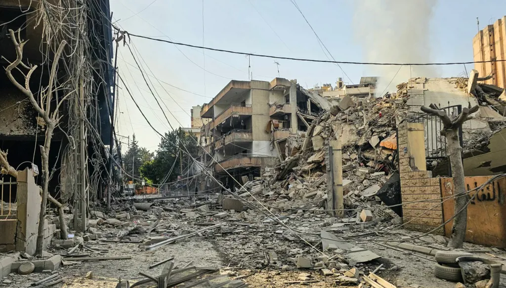 حرب على عاصمة شيعة لبنان