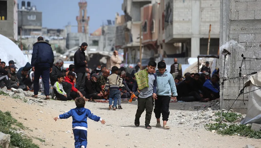 انشغال العالم بإيران يجمّد مسار غزة ويعيد ترتيب أوراق "حماس"