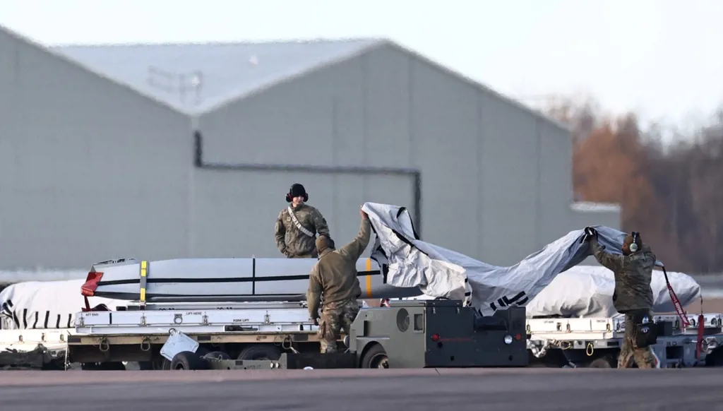 واشنطن ترسل مزيداً من مشاة البحرية والسفن إلى الشرق الأوسط