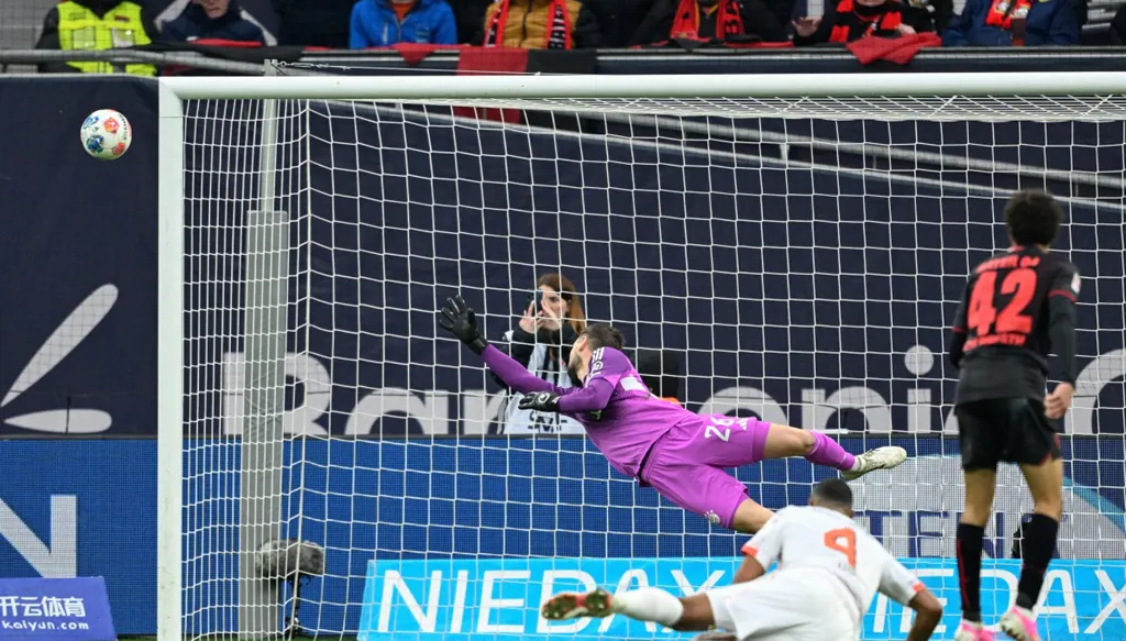 أزمة كبرى تضرب بايرن ميونيخ في وقت حساس من الموسم