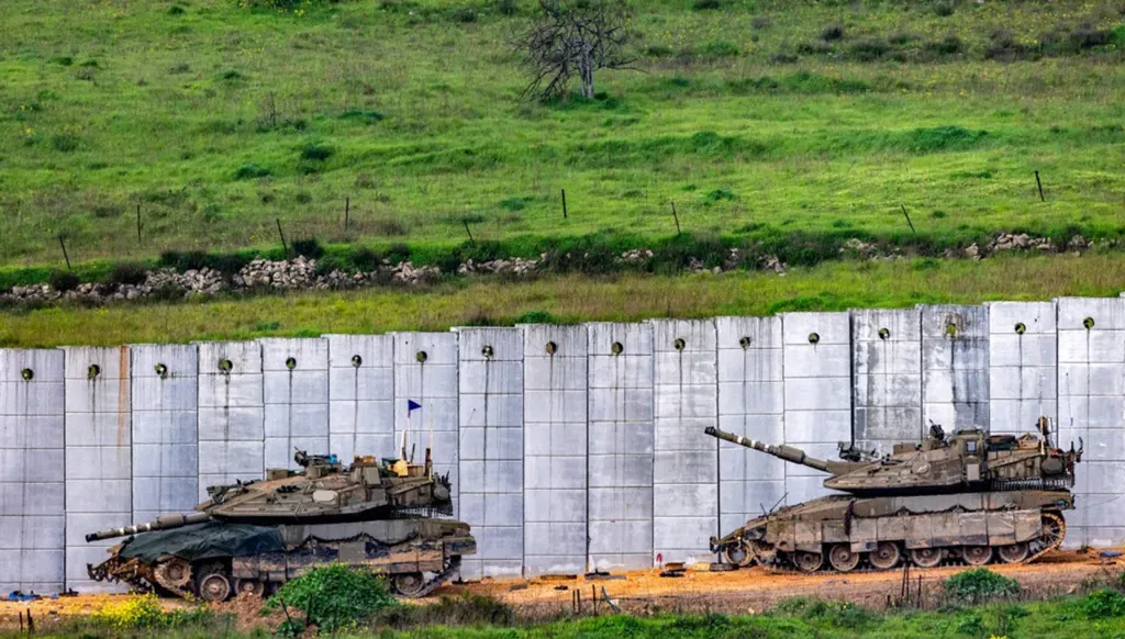 الجيش الإسرائيلي يعلن تصعيد عملياته ضد "حزب الله" وتوسيع الهجوم البري في جنوب لبنان