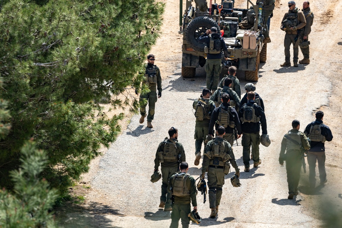 حشد إسرائيلي على الحدود مع لبنان (أ ف ب).