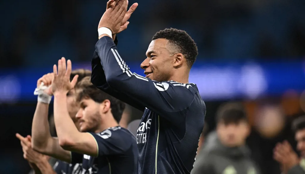 موقف مبابي وبيلينغهام من المشاركة في الديربي أمام أتلتيكو مدريد