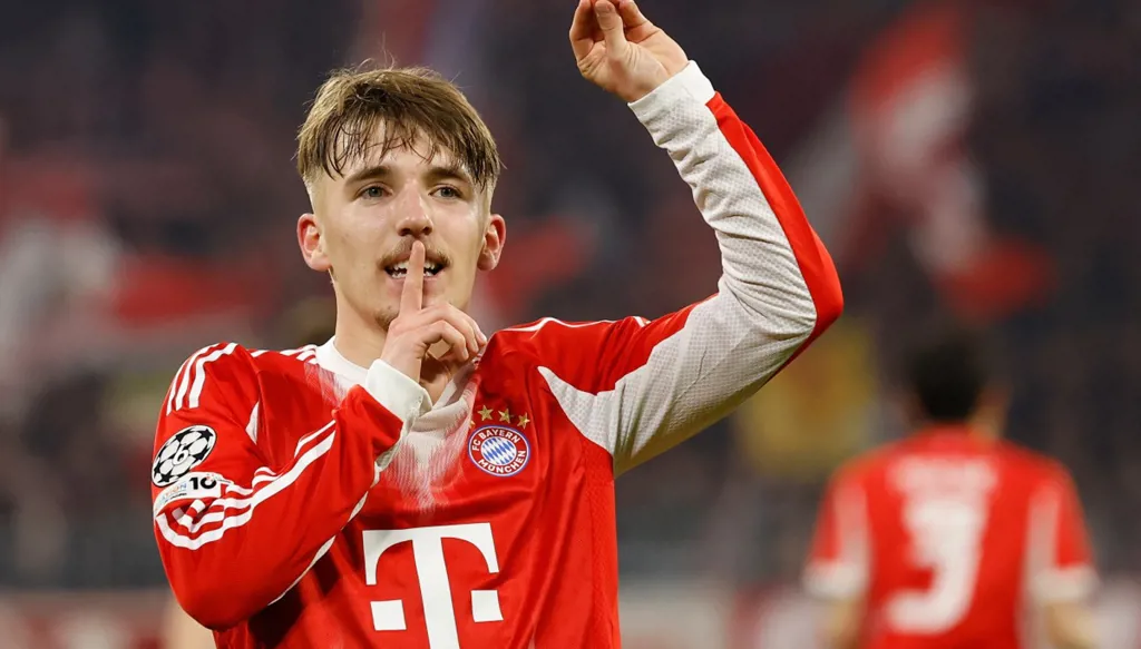 أول استدعاء لكارل... بداية مشروع كبير مع "المانشافت"