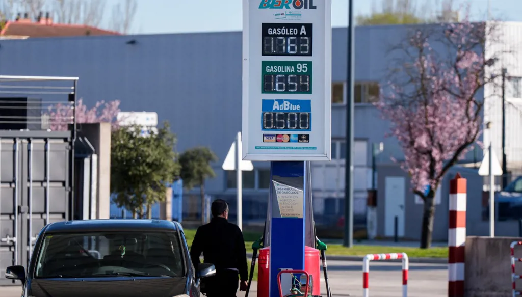 رئيس الفيلبين يعلن حالة طوارئ في قطاع الطاقة على خلفية مخاطر حرب الشرق الأوسط