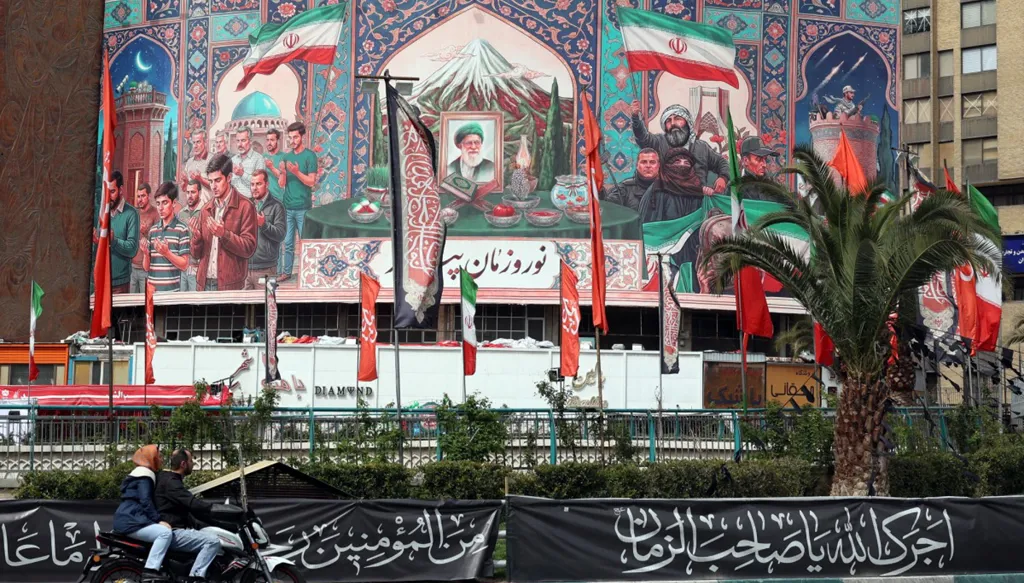 أسبوع رابع من حرب غامضة… حلبة سباق بدون خطّ نهاية