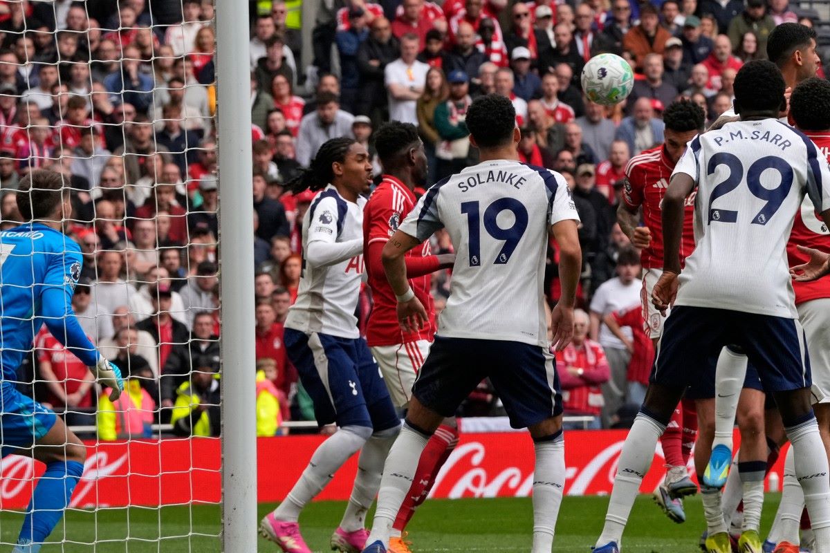 من مباراة سابقة لتوتنهام. (أ ف ب)