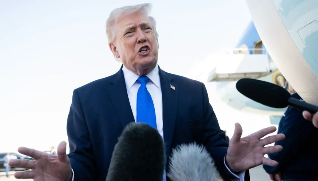 مفاوضات أم مناورات... بمَ يفكّر ترامب؟