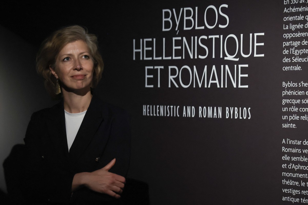 معرض بيبلوس مدينة عريقة في باريس (أ ف ب).