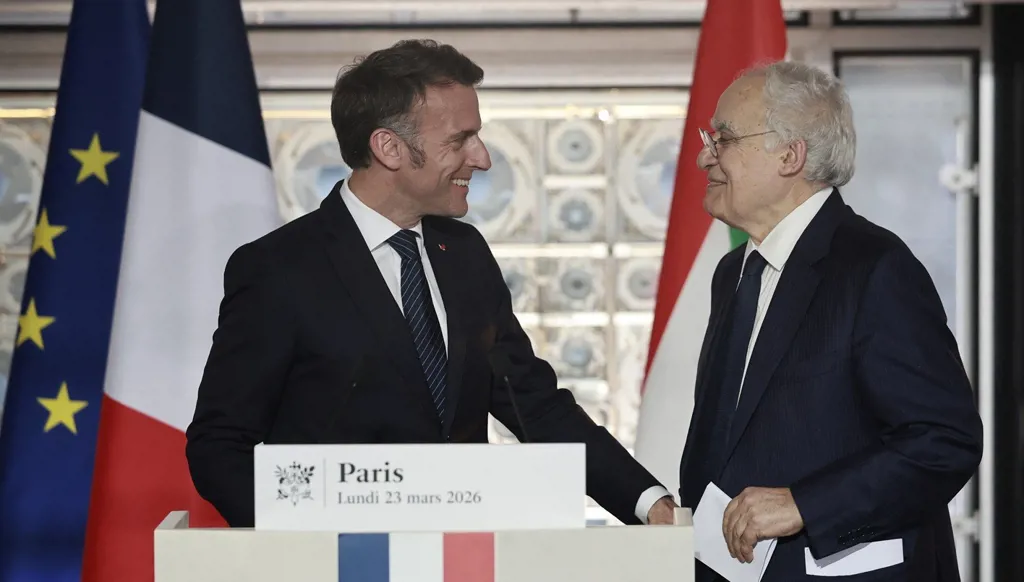 ماكرون من باريس: معرض "بيبلوس" رسالة ثقافية وصمود لبناني بدعم فرنسي