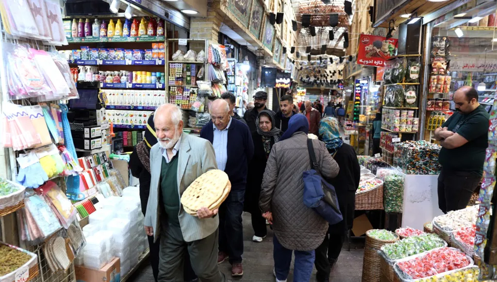 إيران بين التشكيك والقلق… كيف استقبلت رواية ترامب عن التفاوض؟