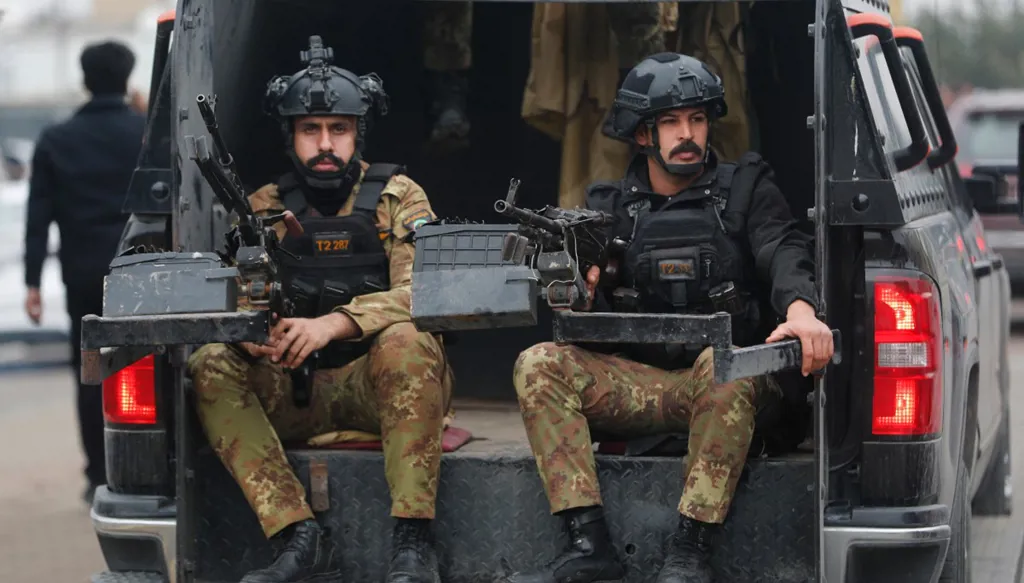 تفويض "حق الرد" في العراق: دفاع مشروع أم تورّط في الحرب الإقليمية؟