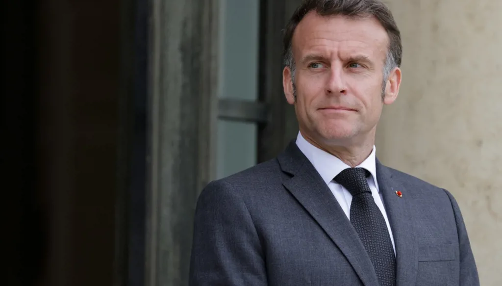 ماذا قال ماكرون لإسرائيل لإقناعها بالتفاوض مع عون وسلام؟