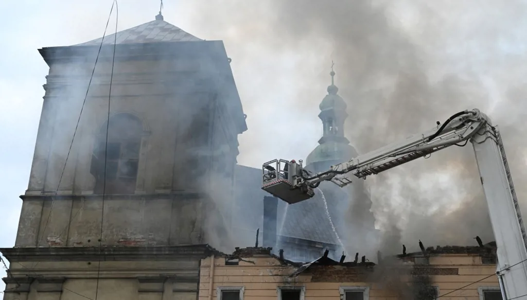 مسؤول عسكري في الناتو: على الحلفاء إعادة النظر في مسائل الدفاع