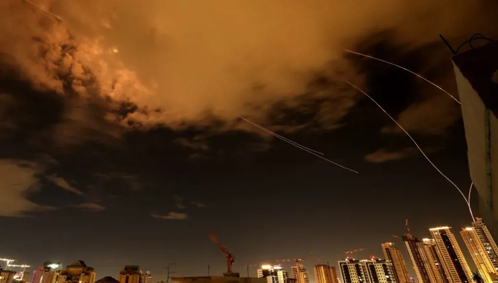 Washington prepares to send thousands of troops to the Middle East amid rising tensions with Iran