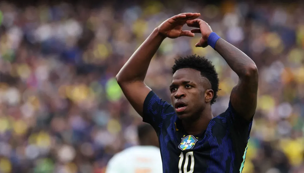 أنشيلوتي يُحدّد موقف فينيسيوس من المشاركة أمام كرواتيا