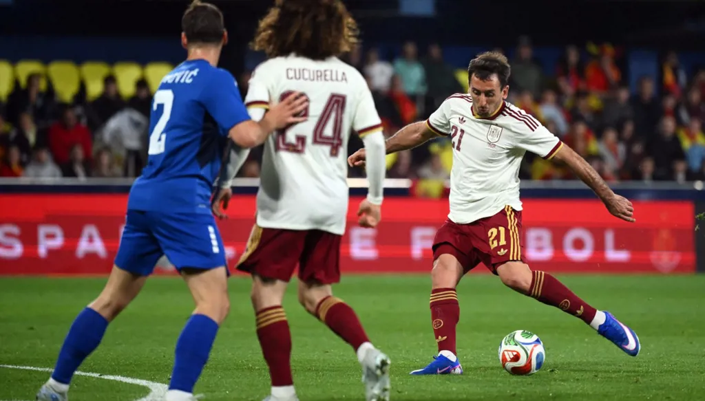 أويارزابال يضيء ملعب "لا سيراميكا"... إسبانيا تهزم صربيا بثلاثية