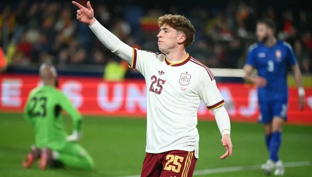 مونيوز... قصة نجاح بدأت من فرصة ضائعة