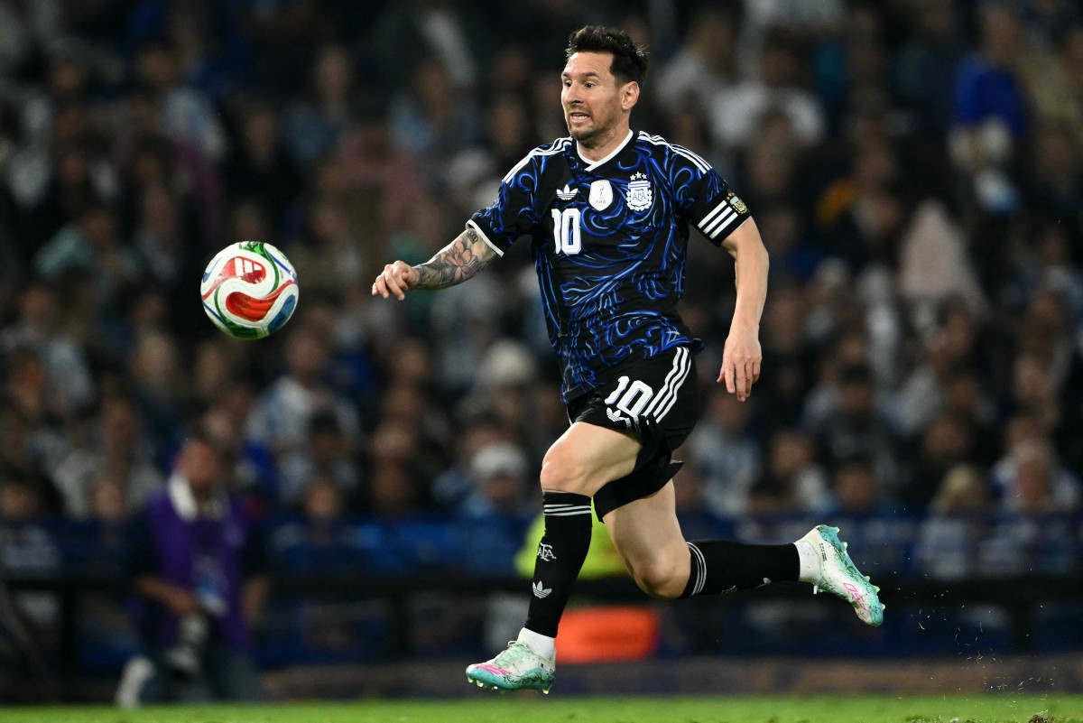 ليونيل ميسي مع منتخب الأرجنتين. (أ ف ب)