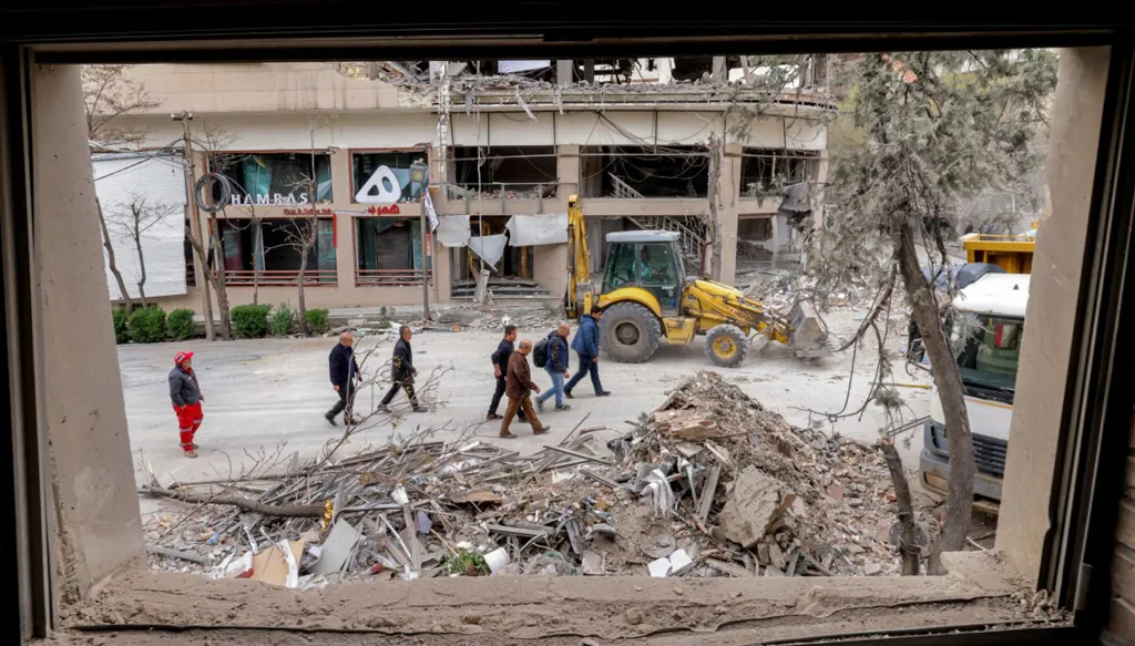 أثمان التدخل البري و"حرب المضائق"... هل تقنع ترامب وإيران بوقف النار؟