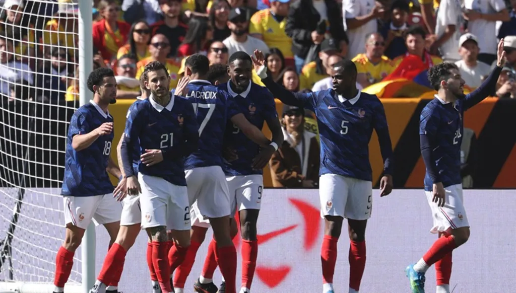 فرنسا "أيقونة" الكمال الكروي في الطريق نحو ثلاثية تاريخية