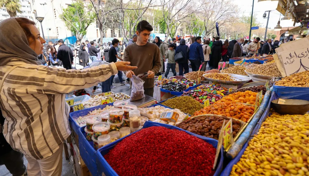 الغلاء يضرب إيران في زمن الهدنة… شبح الانفجار الاجتماعي يقترب؟