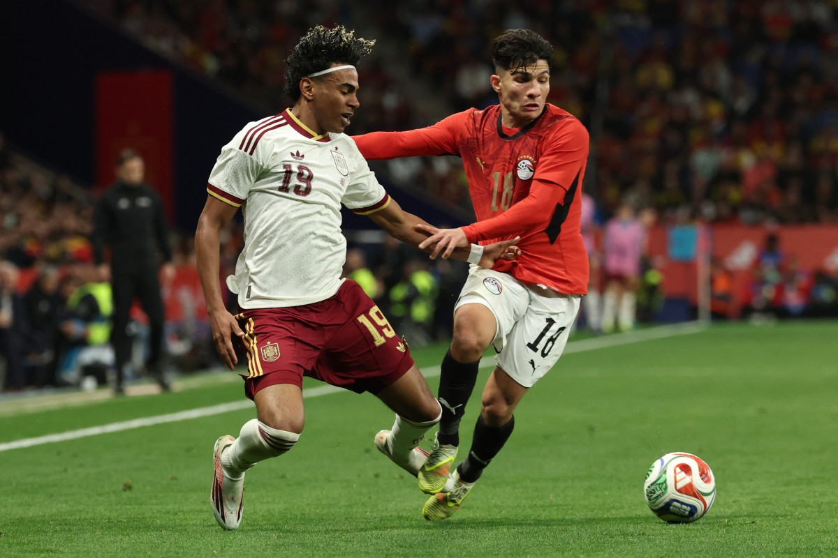 لامين يامال خلال مباراة إسبانيا ومصر. (أ ف ب)