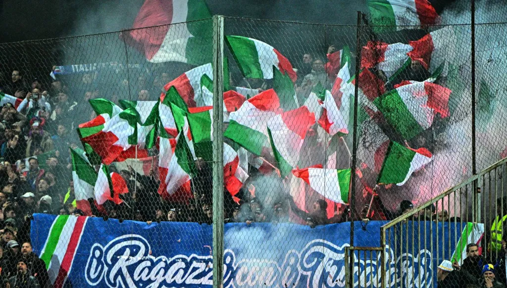 طلب غريب من كندا لجماهير إيطاليا قبل كأس العالم 2026 (فيديو)