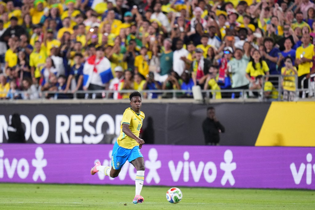 نجم منتخب البرازيل فينيسيوس جونيور. (أ ف ب)