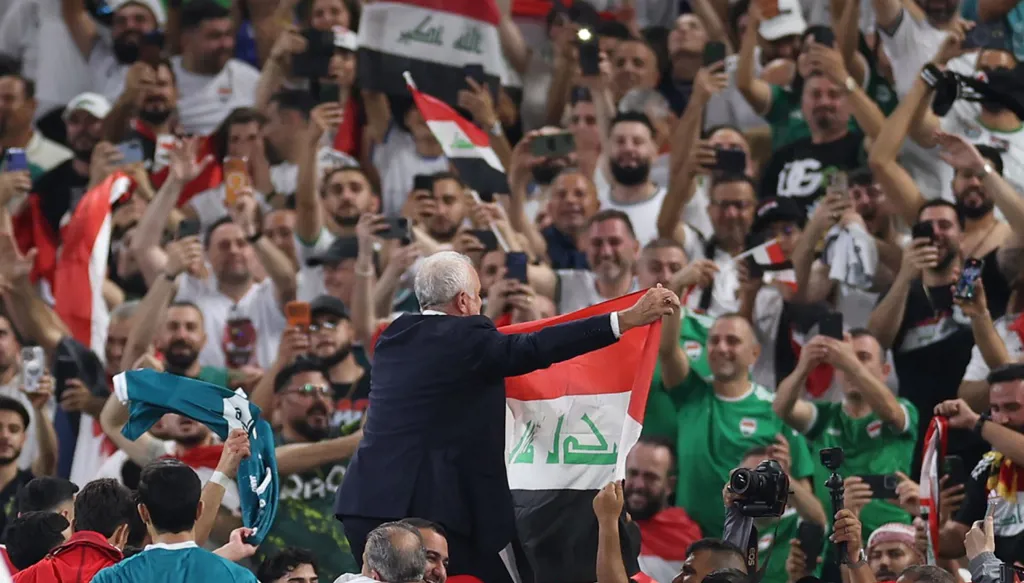 "سنُفاجئ العالم"... مدرب منتخب العراق يتوعّد ويتحدّى المنتخبات الكبرى