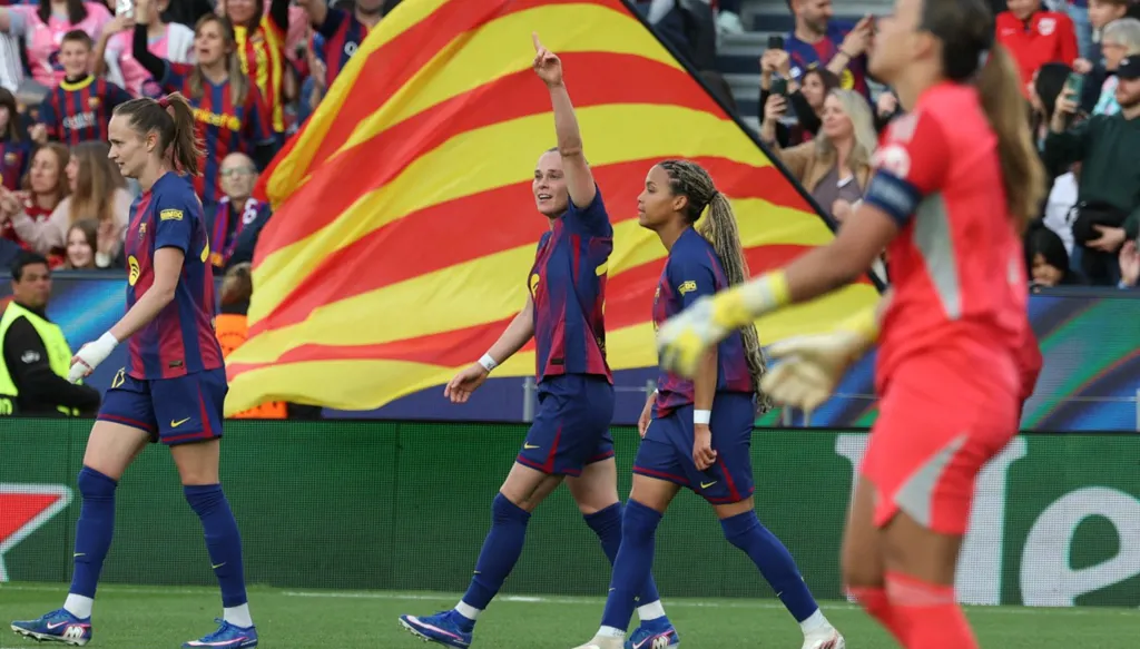 برشلونة يكتسح ريال مدريد في دوري أبطال أوروبا للسيدات (صور)