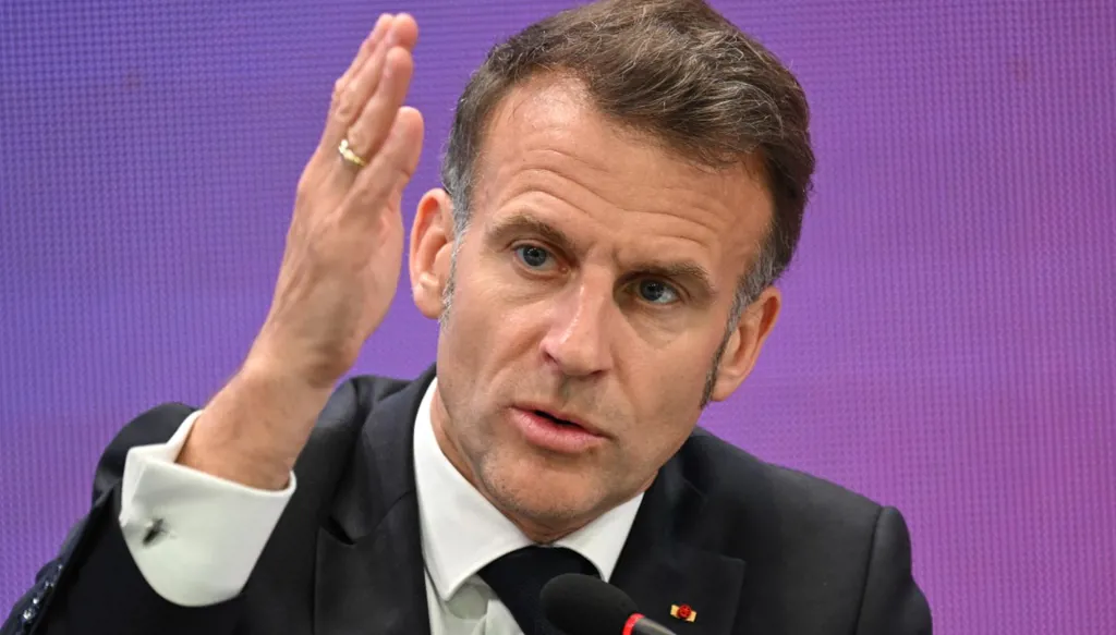 ماكرون: نخطط لعملية سلمية مع دول أخرى لفتح هرمز