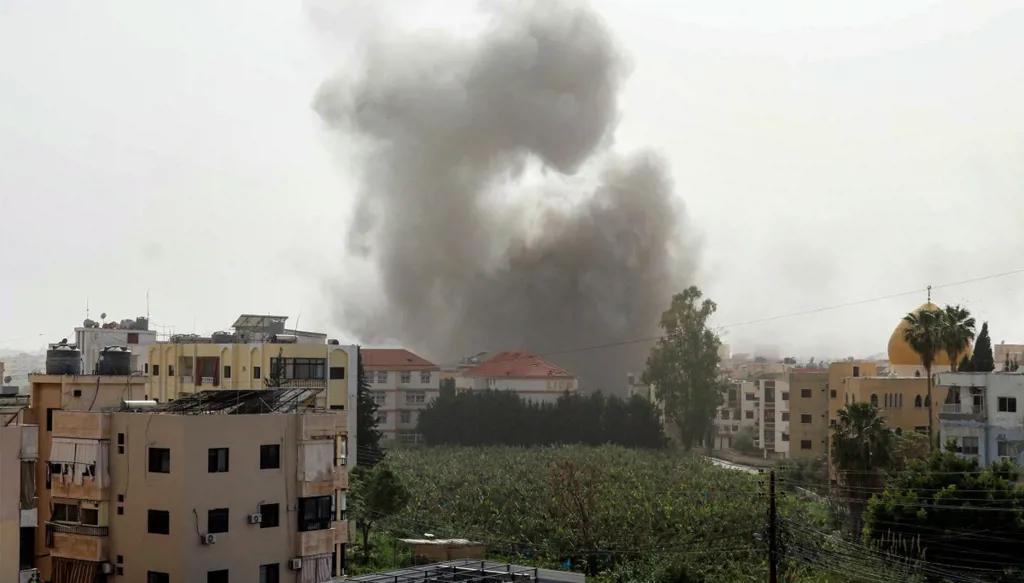 موقف حاسم للراعي من الاستباحة الإيرانية الإسرائيلية... وترقب كلام عون