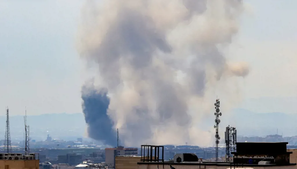 إيران تعلن اعتقال أربعة "عملاء مرتبطين بجهاز الموساد"