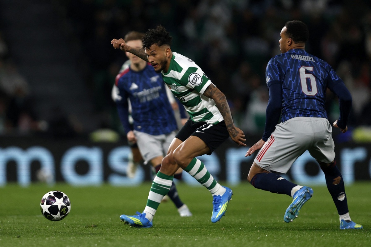 من مباراة الذهاب بين آرسنال وسبورتينغ. (أ ف ب)