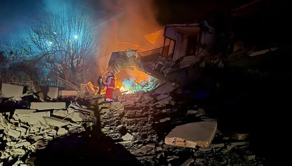 When wars pause but do not end