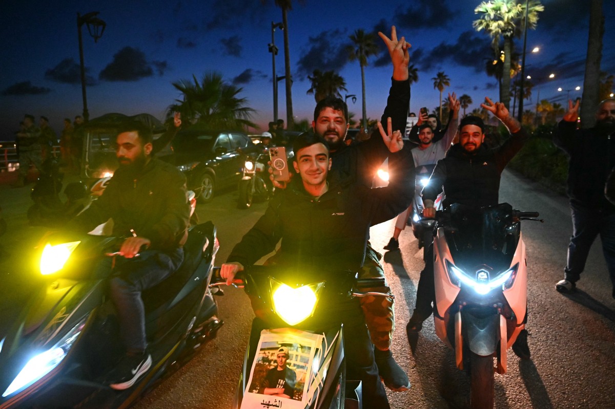 مناصرو لحزب الله. (أ ف ب)