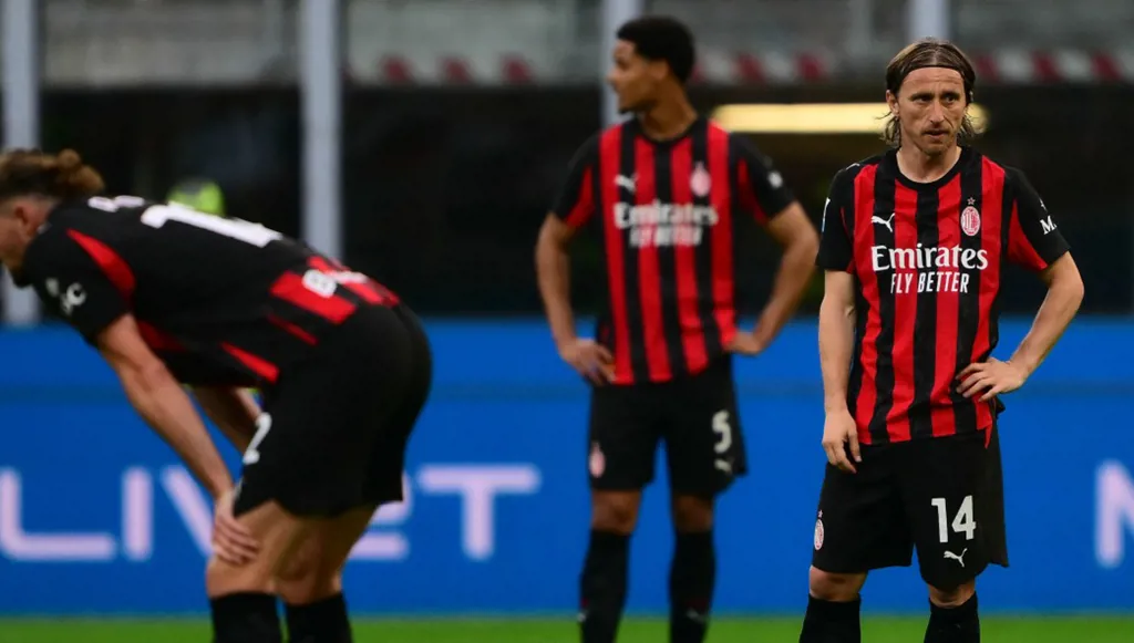ميلان يتلقى ضربة جديدة وجوفنتوس يحلم بدوري أبطال أوروبا