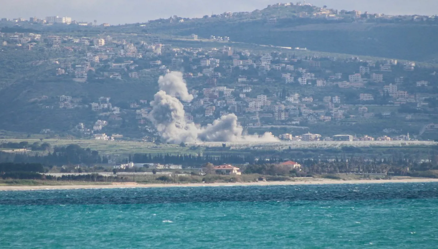 الجيش الأميركي يفرض سيطرة بحرية في خليج عُمان وبحر العرب شرق مضيق هرمز