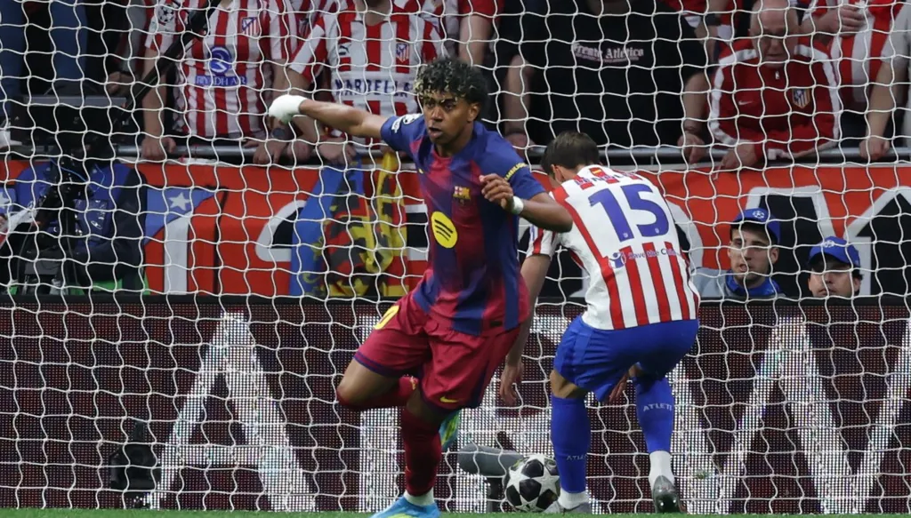 جينات السّحر في برشلونة... من ابتسامة رونالدينيو إلى قدم يامال اليسرى