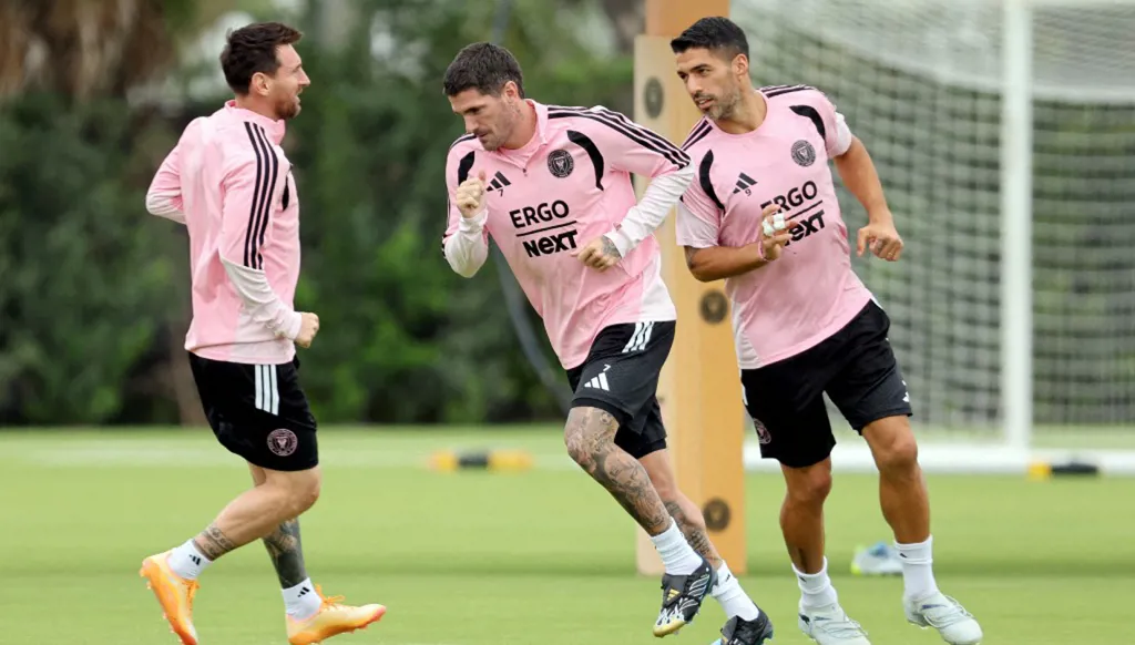 سواريز يسجل هدفه الأول في الدوري الأميركي وميسي يتألق