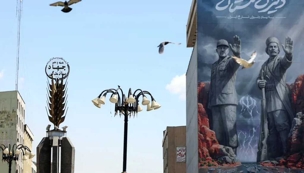 أنا لي إله يعرفني!!