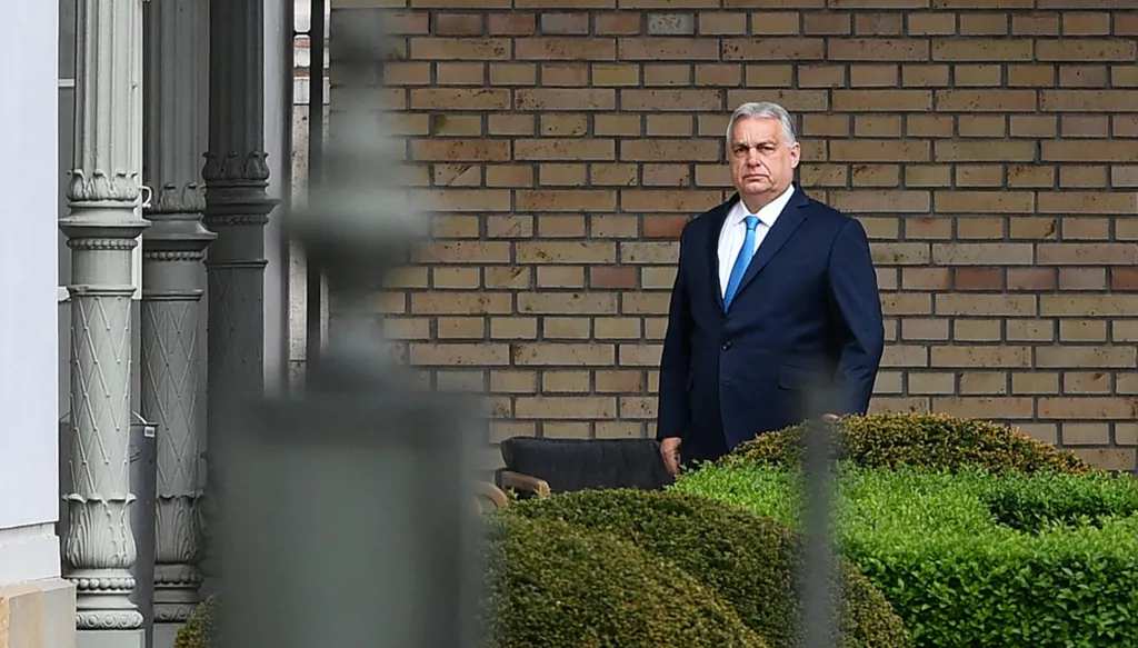 أوربان... هزيمة تتجاوز أوروبا