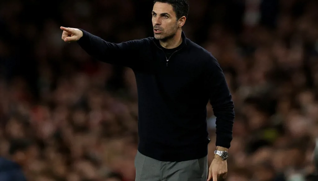 المدرب الإسباني ميكيل أرتيتا. (أ ف ب)  