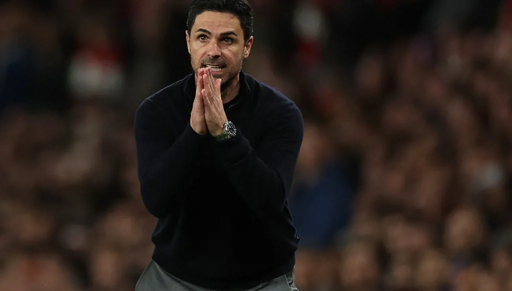 المدرب الإسباني ميكيل أرتيتا. (أ ف ب)  